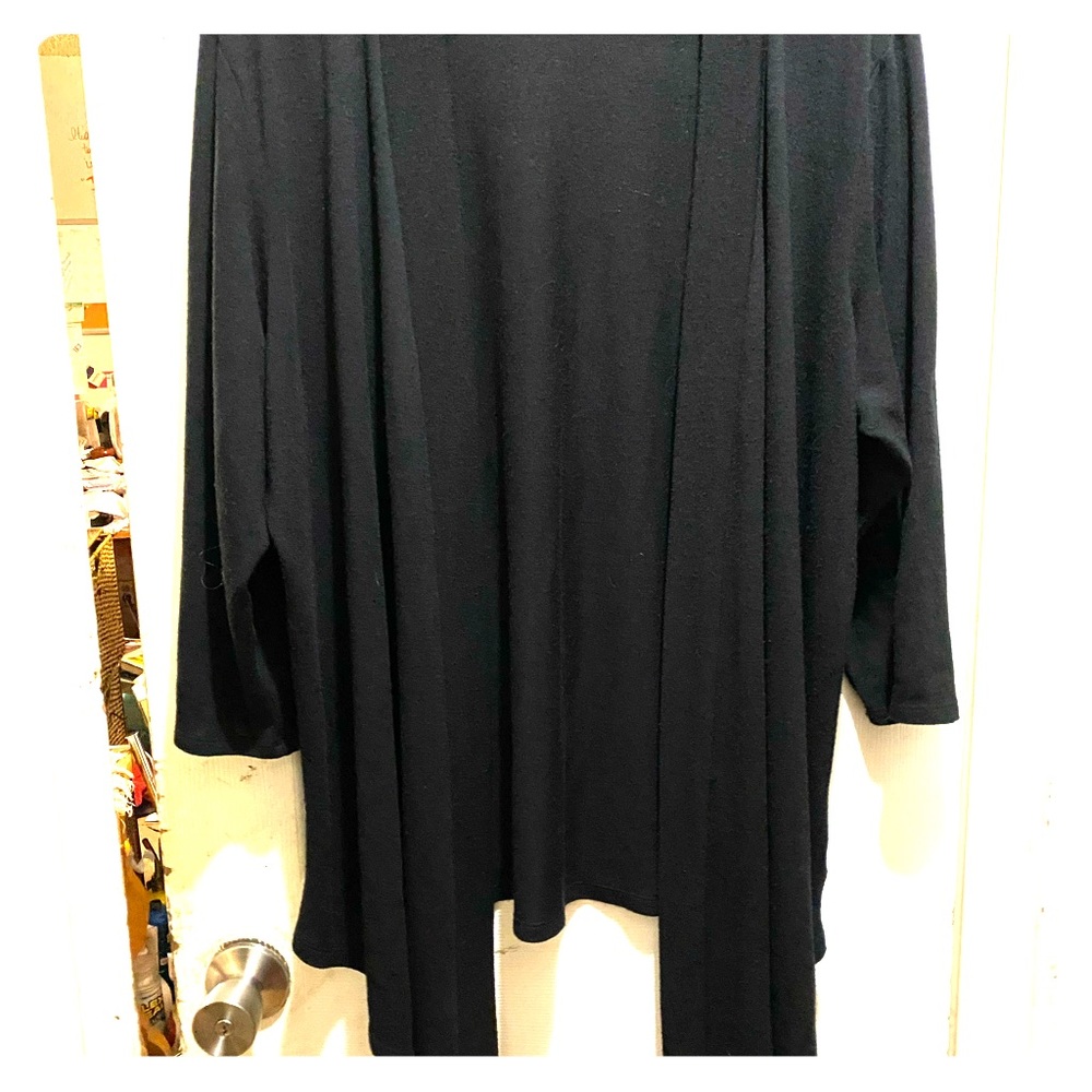 TORRID BLACK DRAPE FRONT CARDIGAN